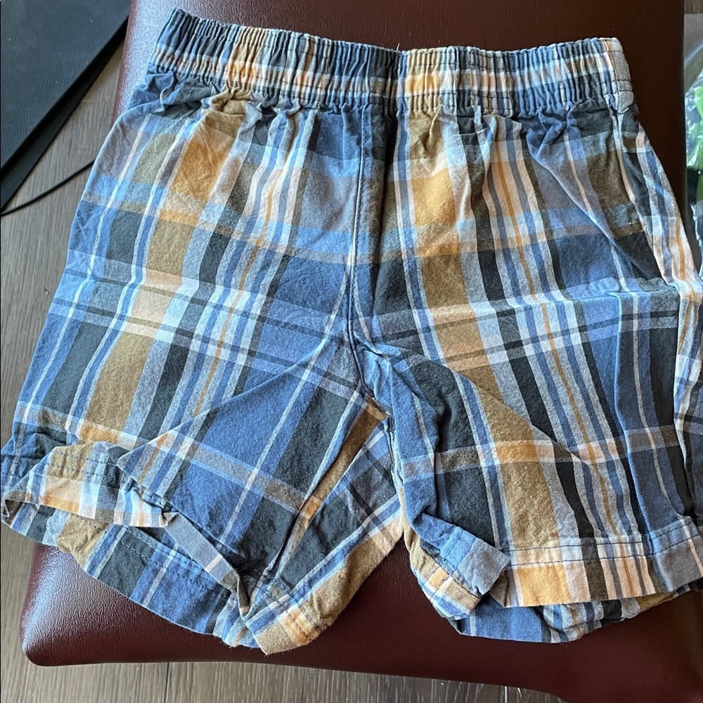 Faded Glory plaid elastic waist shorts 24M